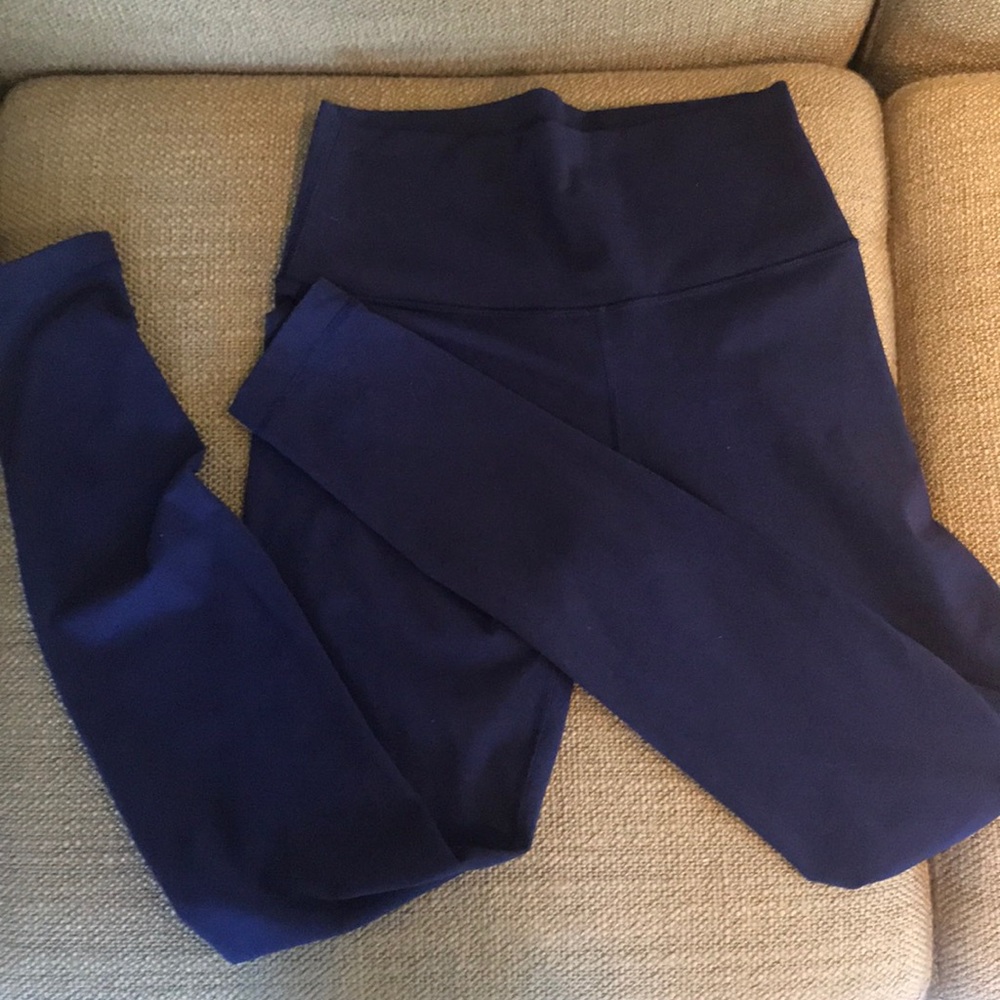 Wunder Under- Navy Blue, high rise size 6